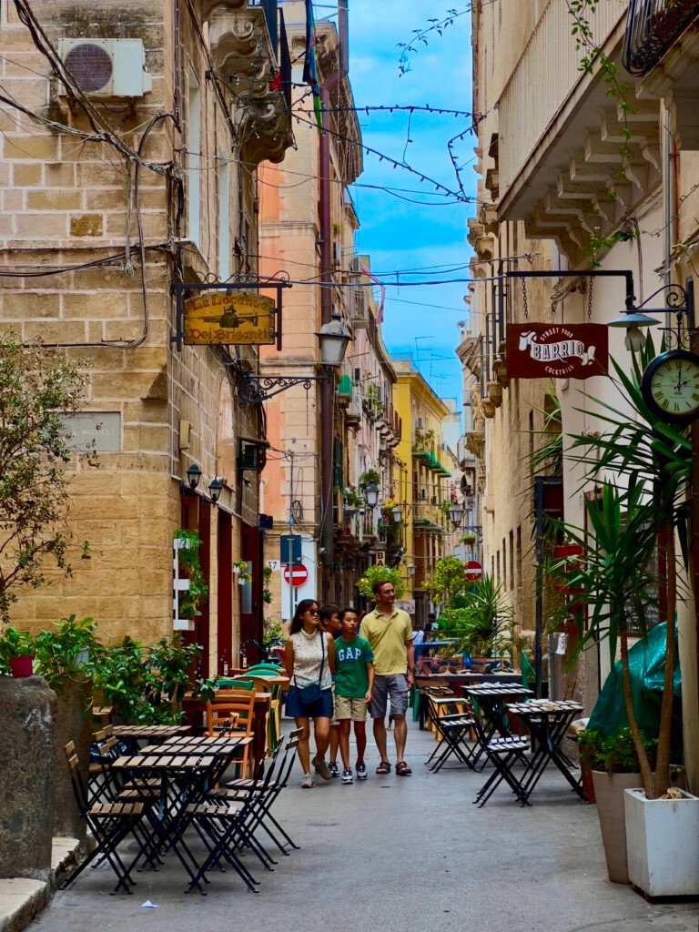 Taranto e Andria: cidades pouco faladas que enriquecem o roteiro pela Puglia